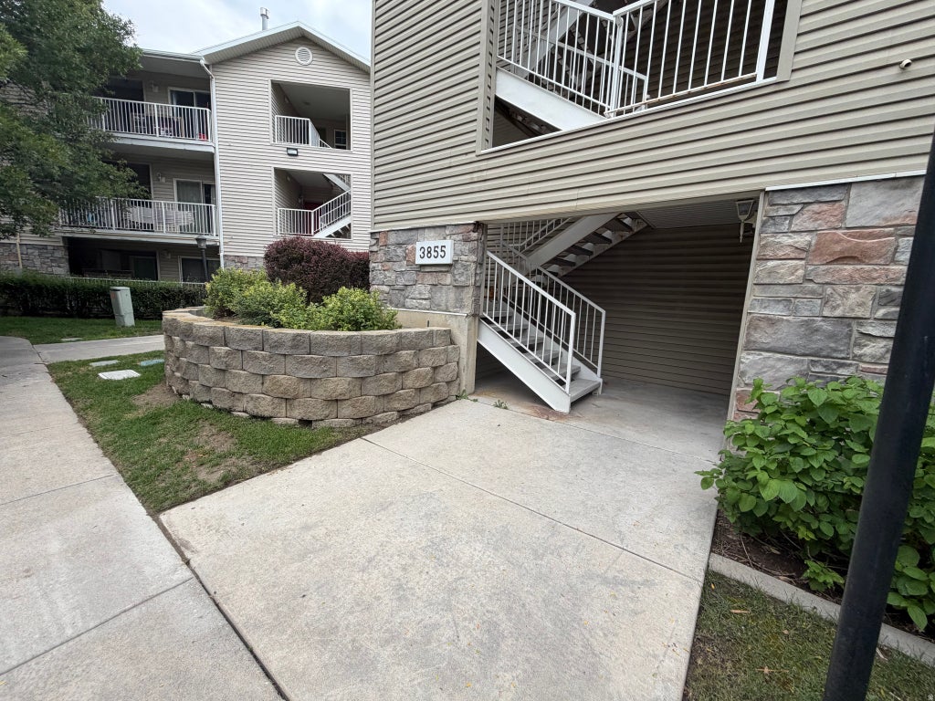Photo of 3855 CANYON RIVER WAY, Salt Lake City, UT 84119 (MLS # 2178427)