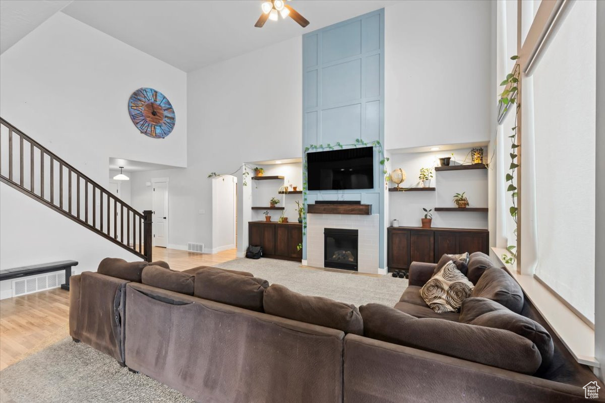 BRANDON PARK - Residential