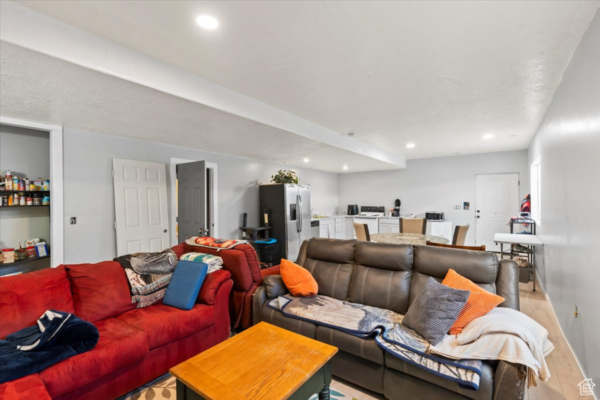 BRANDON PARK - Residential