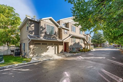 Photo of 185 E MAJESTIC ELMS PL, South Salt Lake, UT 84115 (MLS # 2119335)