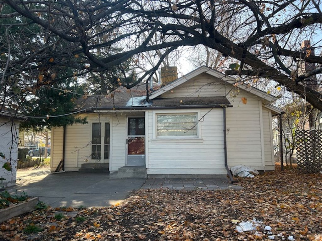 Photo of 1494 W 800 S, Salt Lake City, UT 84104 (MLS # 2124258)