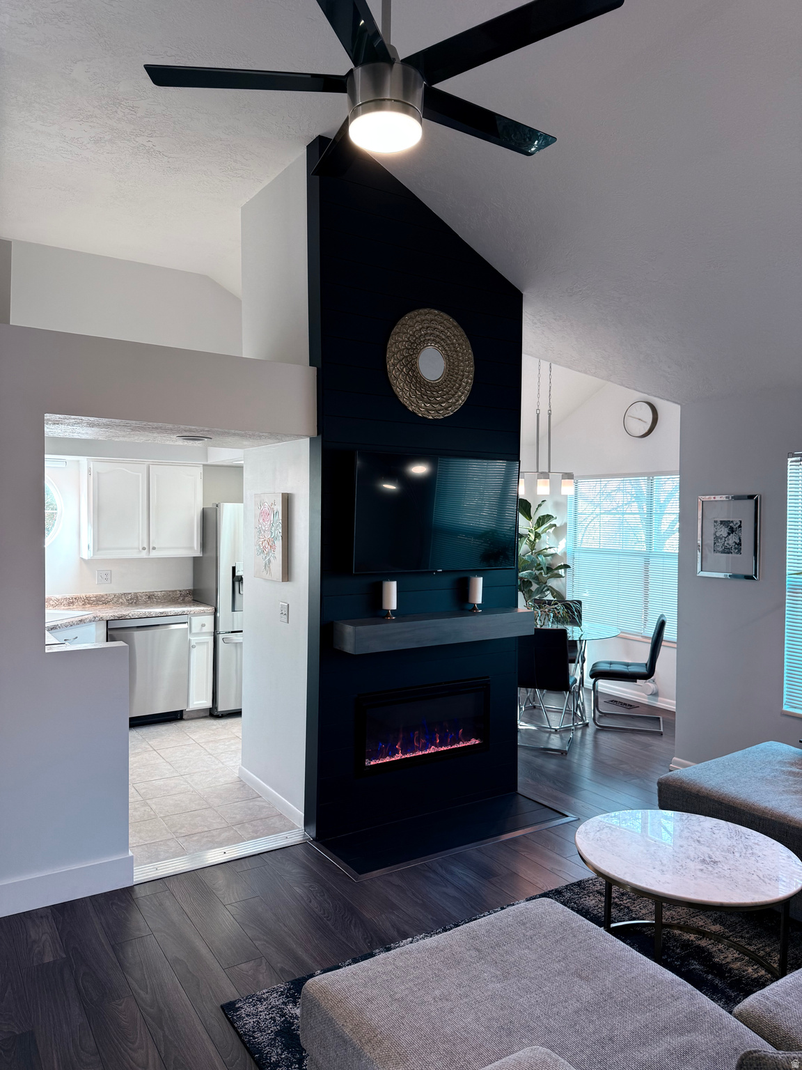 BRIARWOOD - Residential