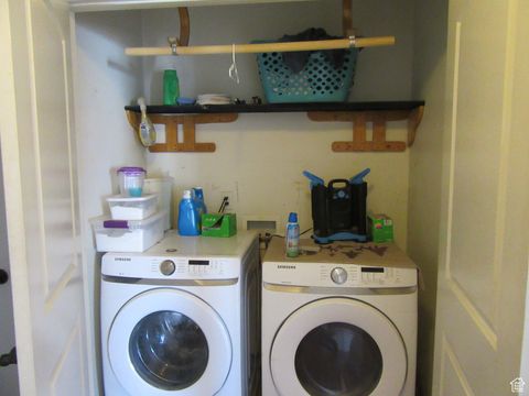 Tiny photo for 544 E 1875 S, Roosevelt, UT 84066 (MLS # 2093353)