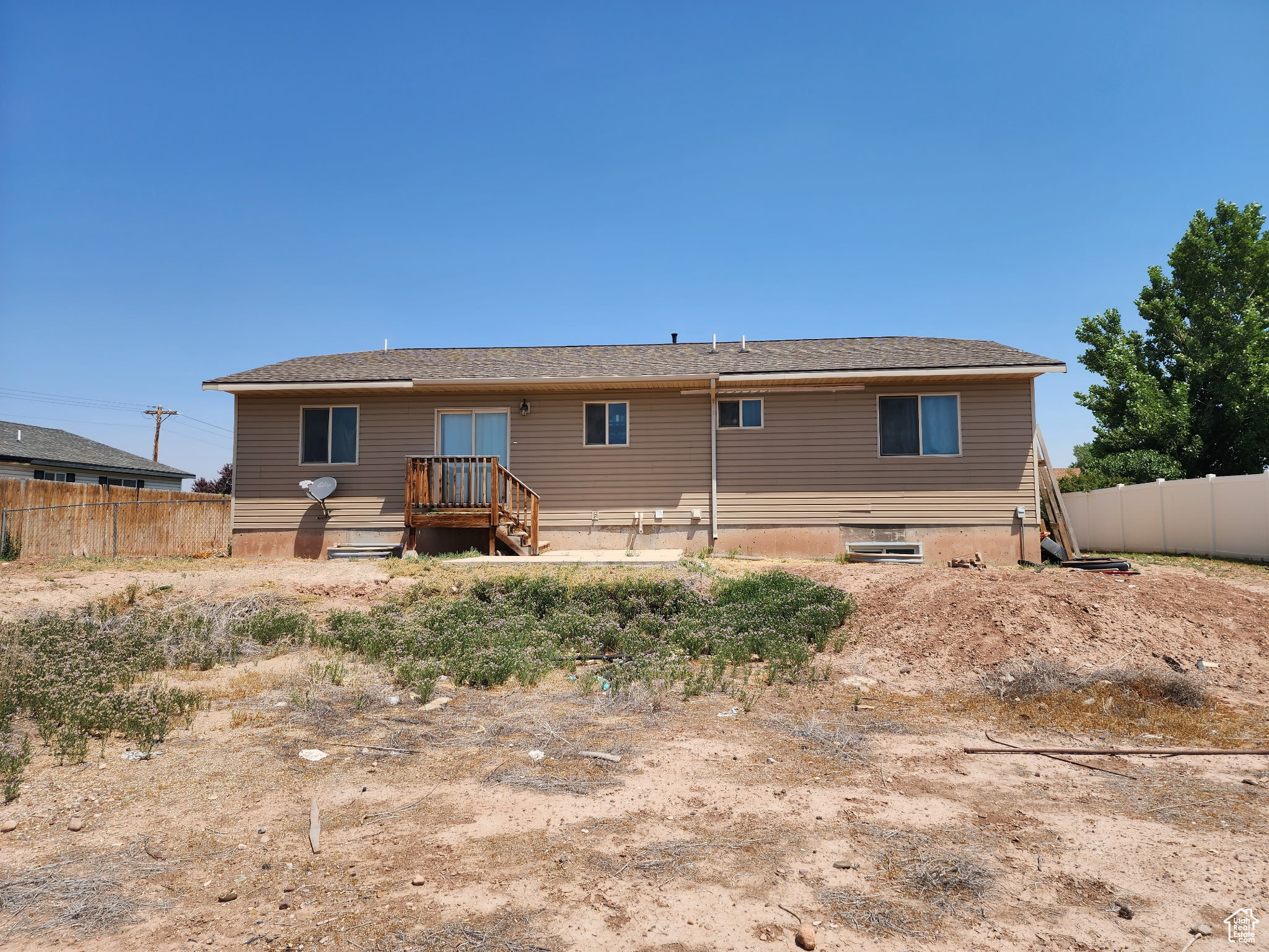 POLELINE ESTATES - Residential