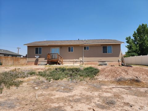 Tiny photo for 544 E 1875 S, Roosevelt, UT 84066 (MLS # 2093353)