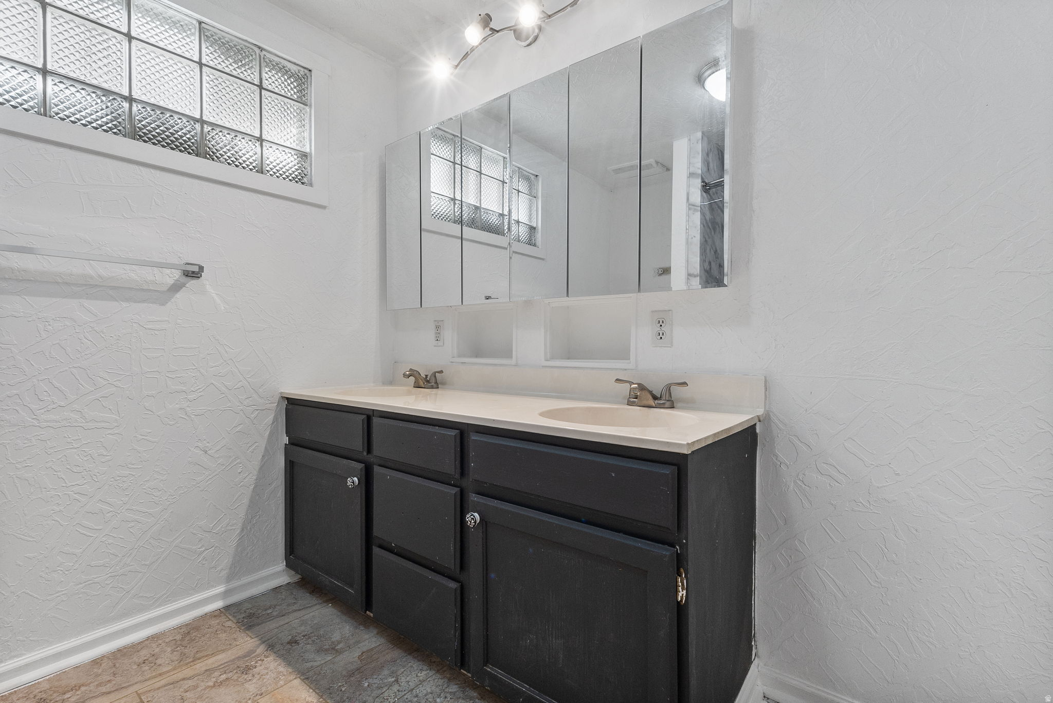 MAGNA ADD - Residential