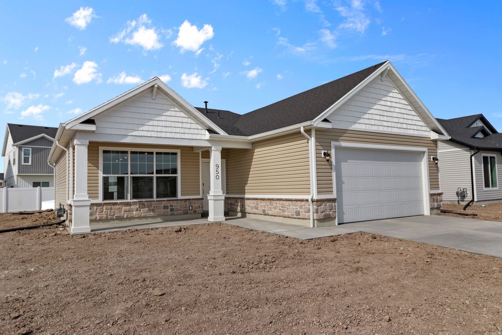 Photo of 623 N 550 W #611, Smithfield, UT 84335 (MLS # 2132166)