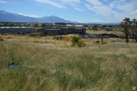 Photo of 2400 S STATE E #3, Provo, UT 84606 (MLS # 2117252)