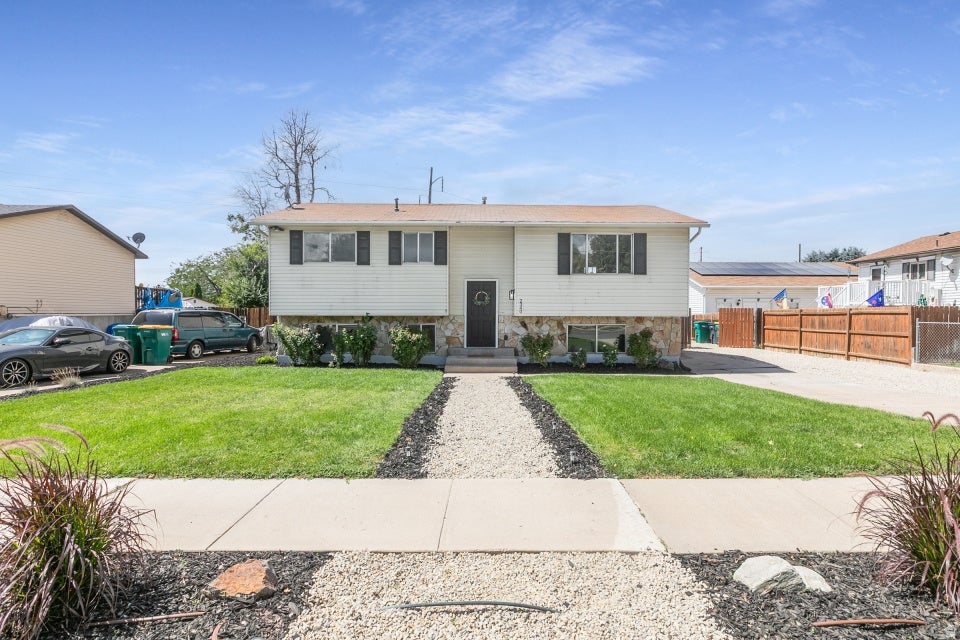 Photo of 2340 S MAIN ST, Clearfield, UT 84015 (MLS # 2182106)