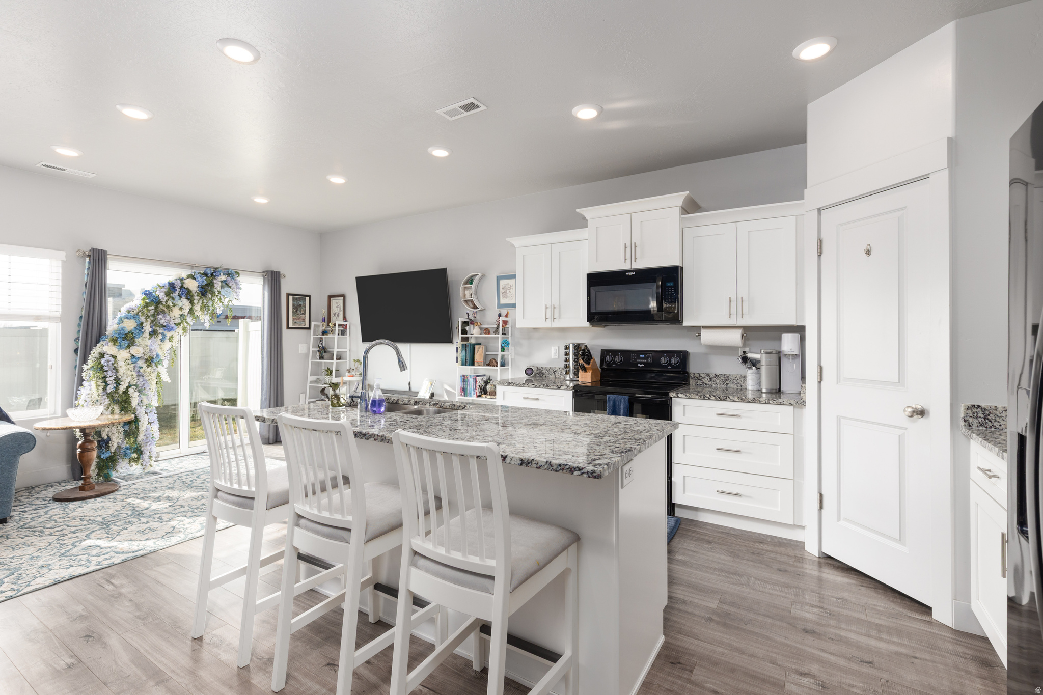 OAKMONT TOWNHOMES - Residential