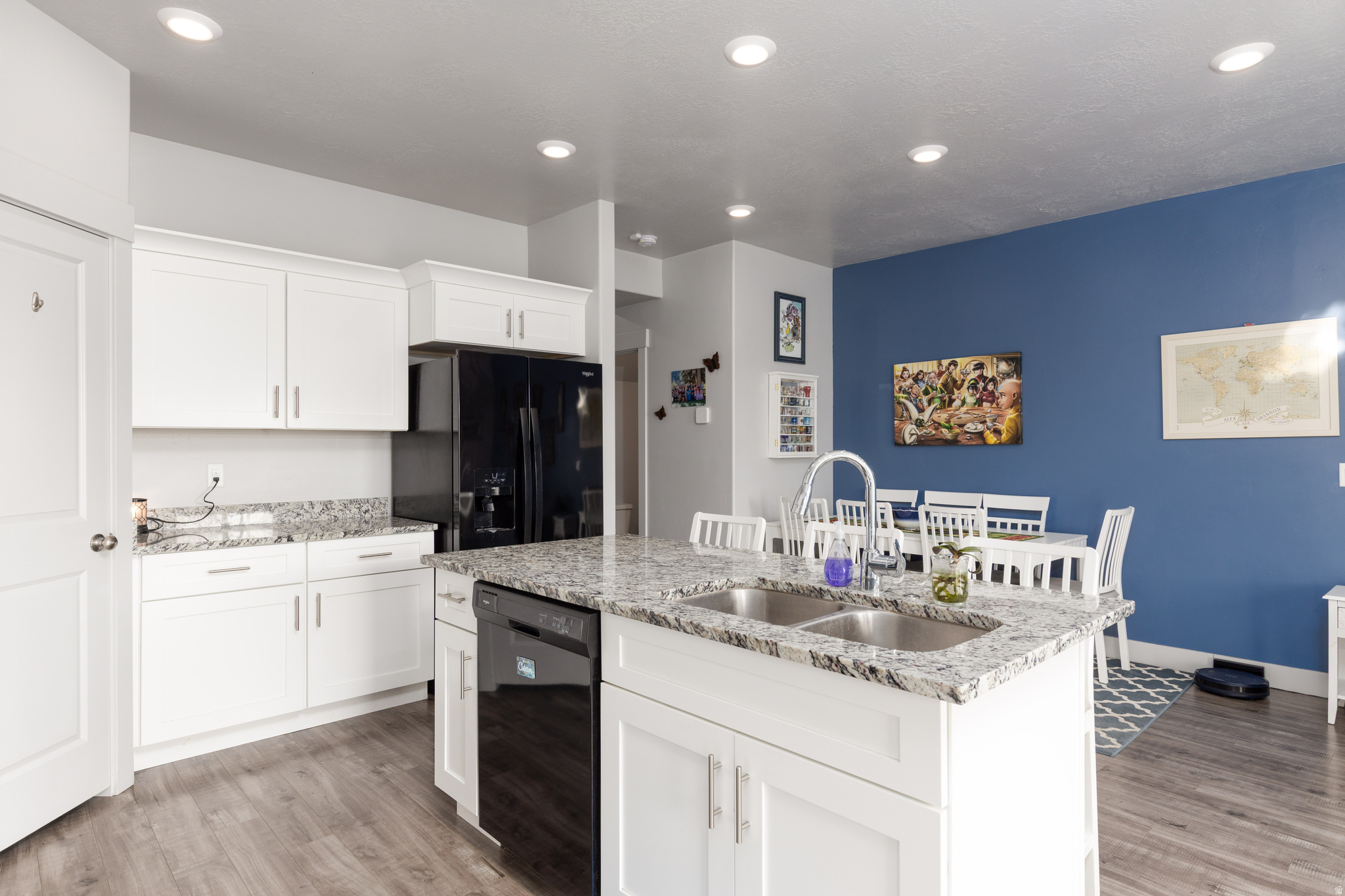 OAKMONT TOWNHOMES - Residential