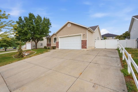 Tiny photo for 603 E 2050 S, Clearfield, UT 84015 (MLS # 2180842)