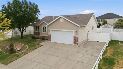 Tiny photo for 603 E 2050 S, Clearfield, UT 84015 (MLS # 2180842)