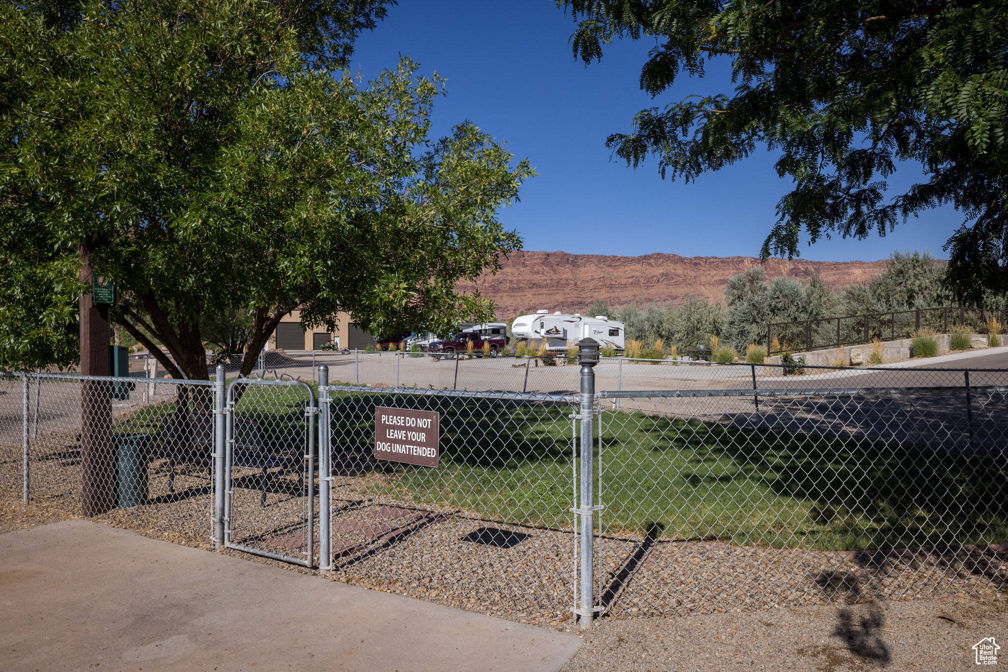 PORTAL RV RESORT - Land