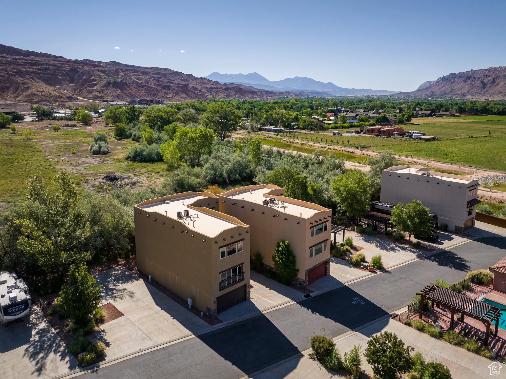 PORTAL RV RESORT - Land