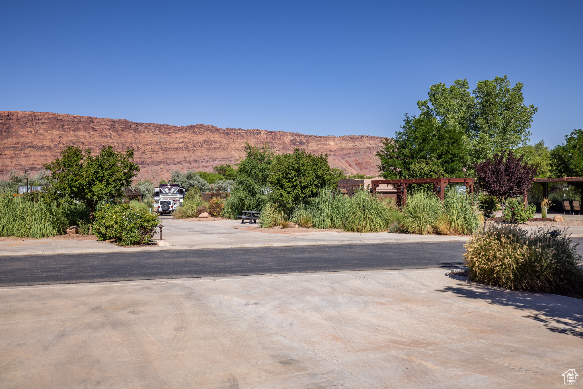 PORTAL RV RESORT - Land