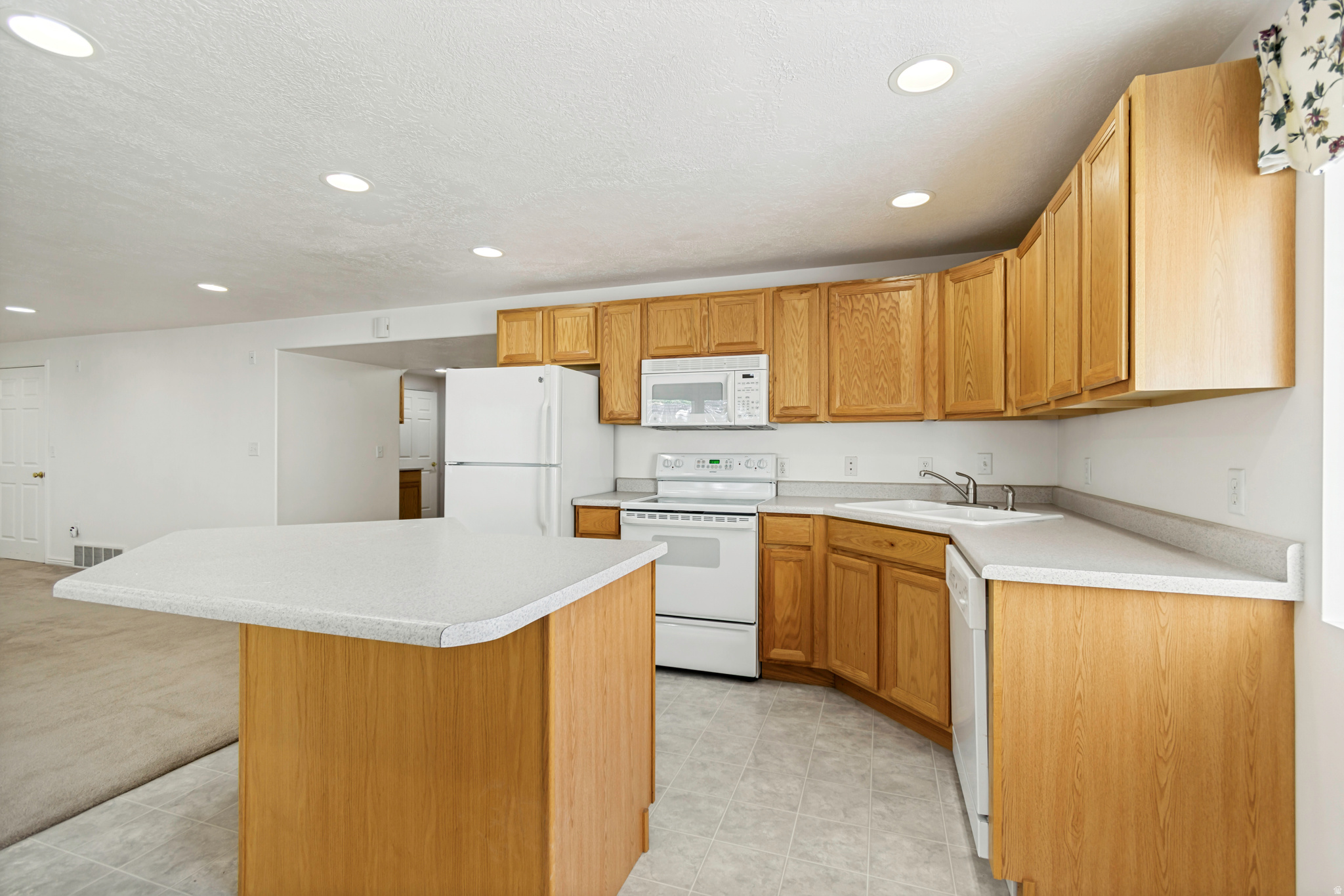 FARMS AT TITHING HILL PHASE 3 - Residential