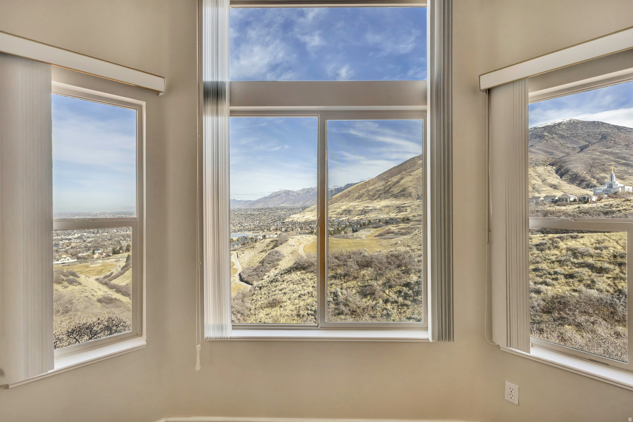 SOUTH MOUNTAIN PH 9 - Residential