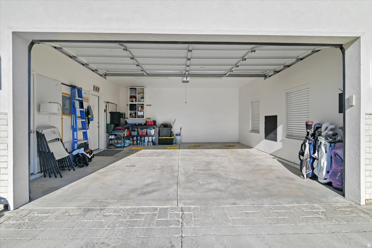 GRASSLANDS - Residential