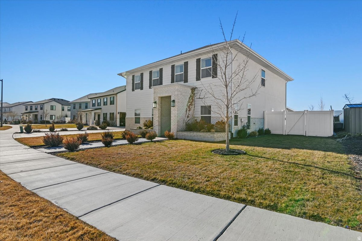 GRASSLANDS - Residential