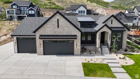 Photo of 4893 W RIDGE ROCK CIR, Herriman, UT 84096 (MLS # 2089947)