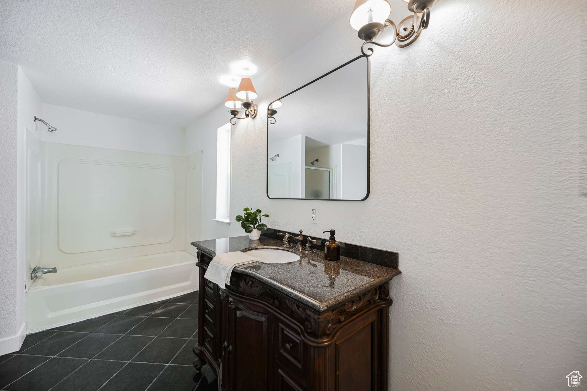 MOUNTAIN VIEW EST SUB - Residential