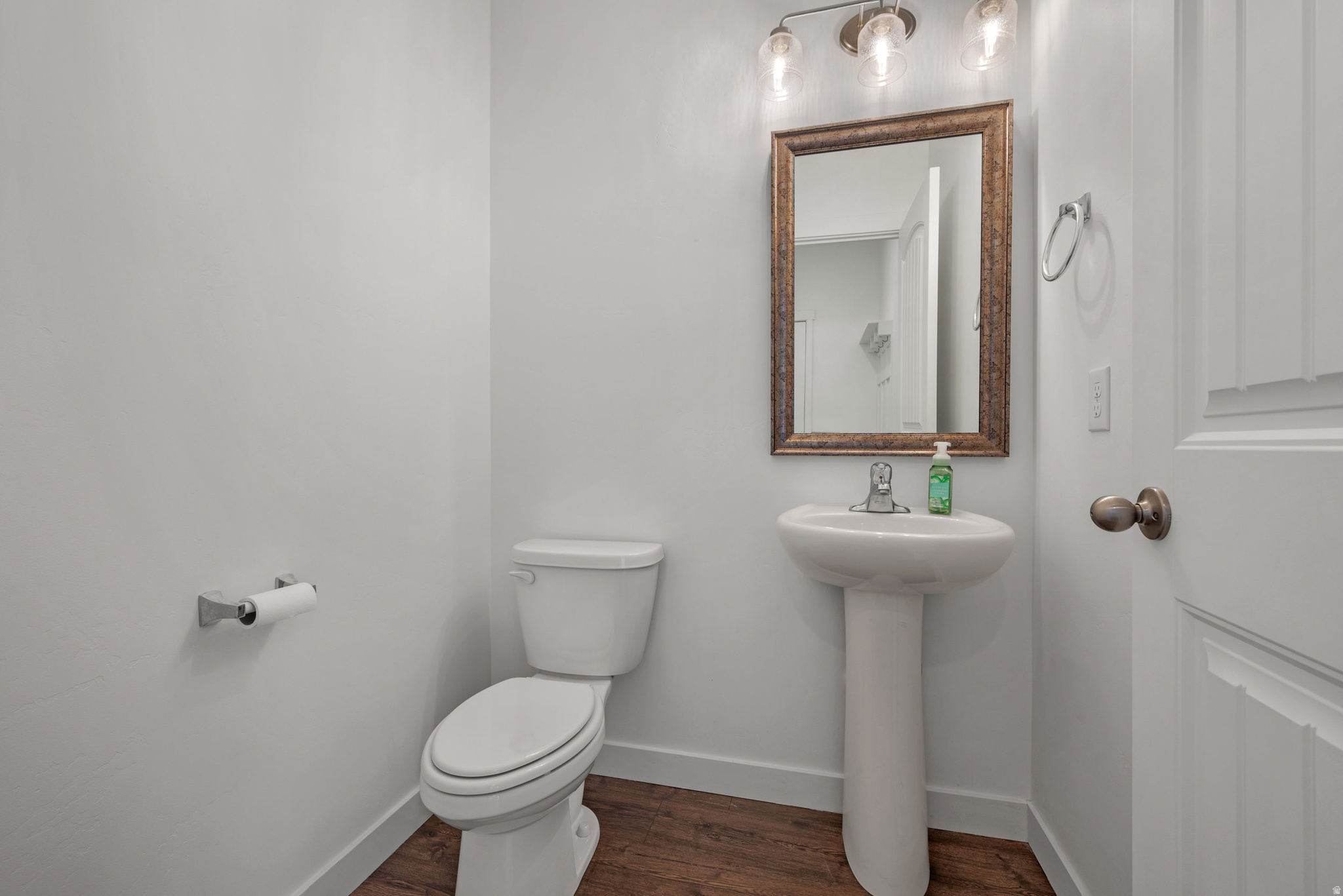 SUNSET FLATS - Residential