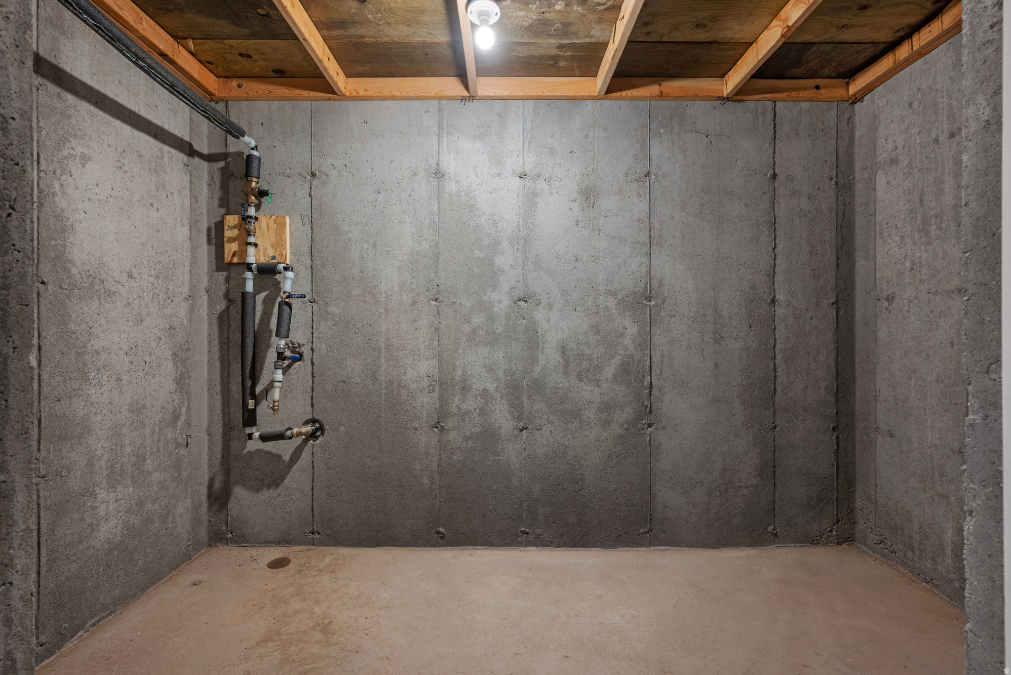 SUNSET FLATS - Residential