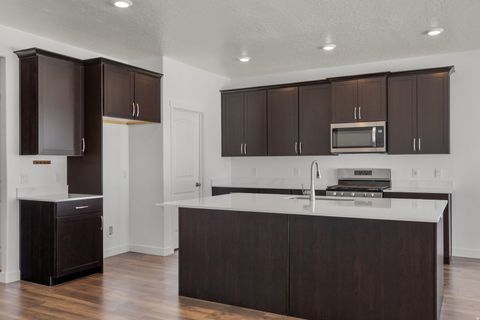 Tiny photo for 2255 E EMERALD AVE, Eagle Mountain, UT 84005 (MLS # 2125910)