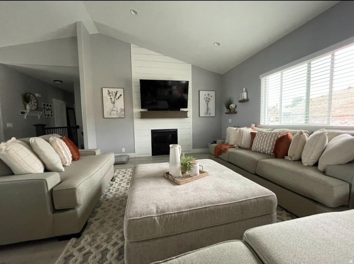 THE BENCHES AT SOUTH - Residential