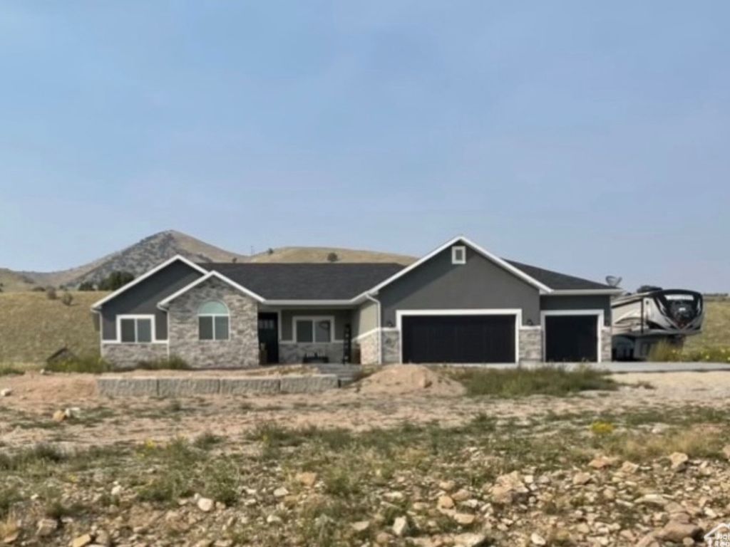 Photo of 2156 W RIDGELINE RD, Stockton, UT 84071 (MLS # 2138358)