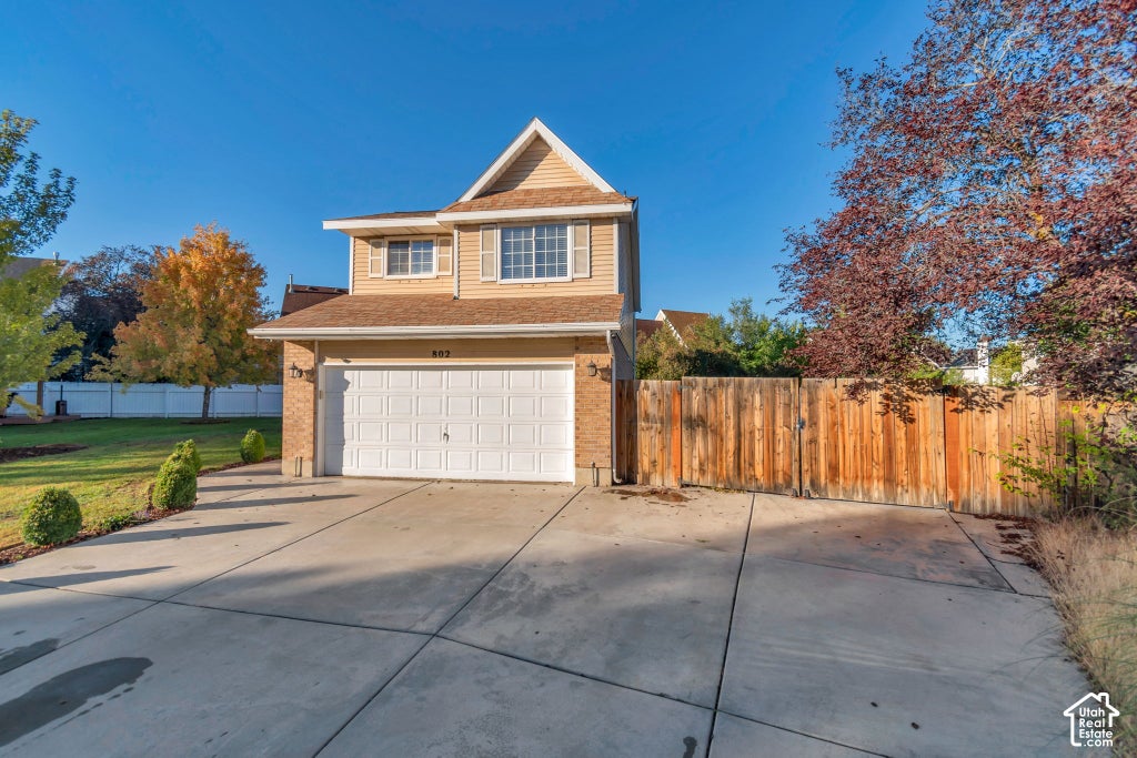 Photo of 802 E TARA CIR, Midvale, UT 84047 (MLS # 2191825)