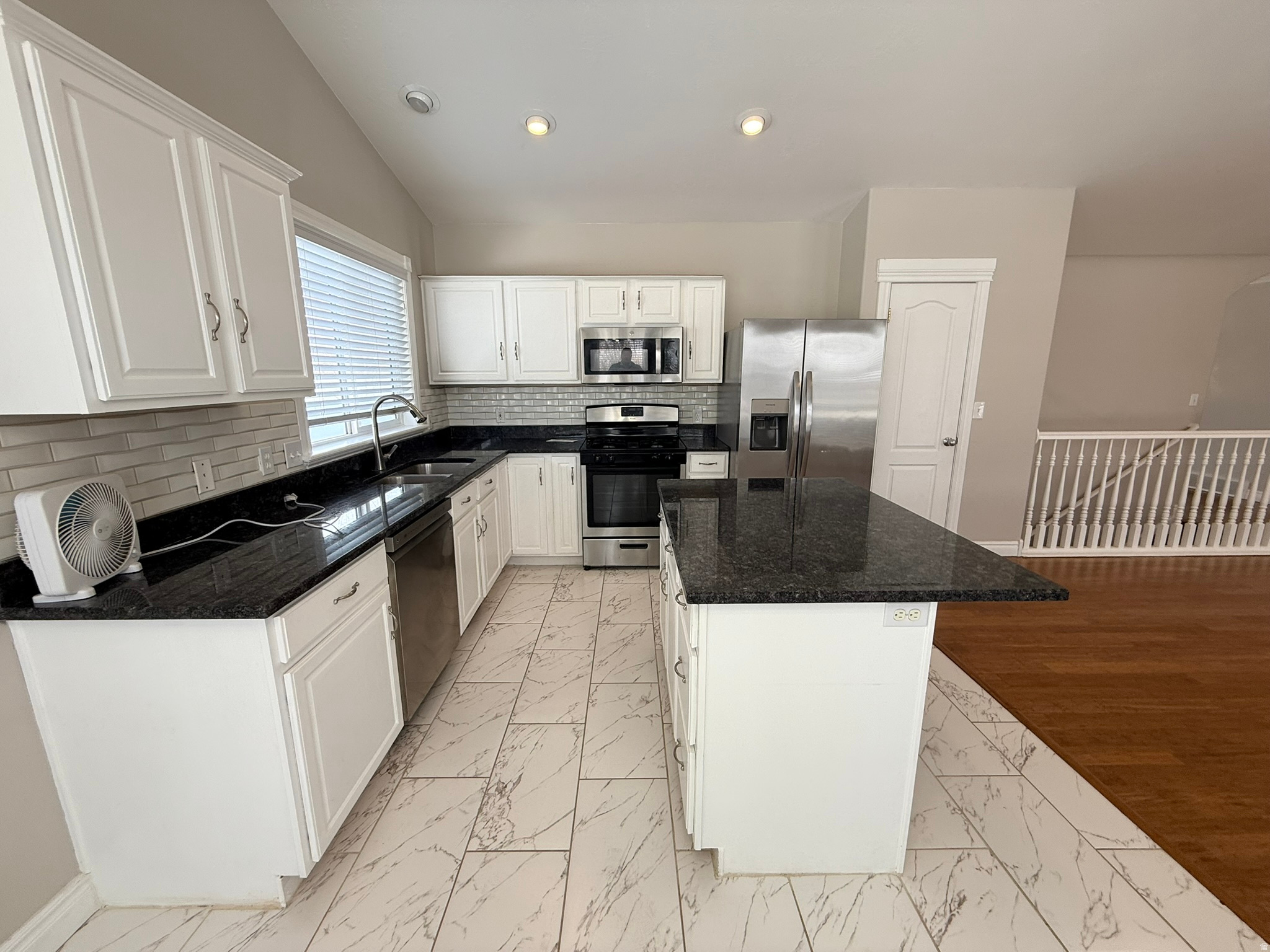 CHERRY RIDGE - Residential