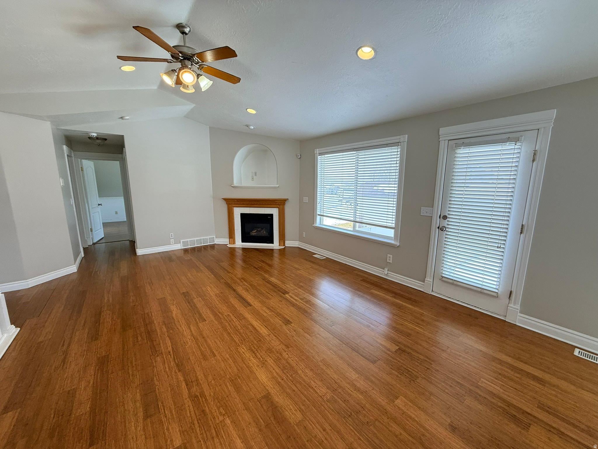 CHERRY RIDGE - Residential