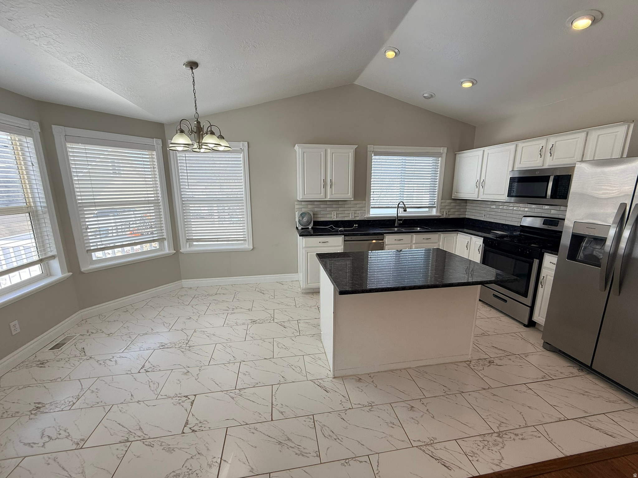 CHERRY RIDGE - Residential