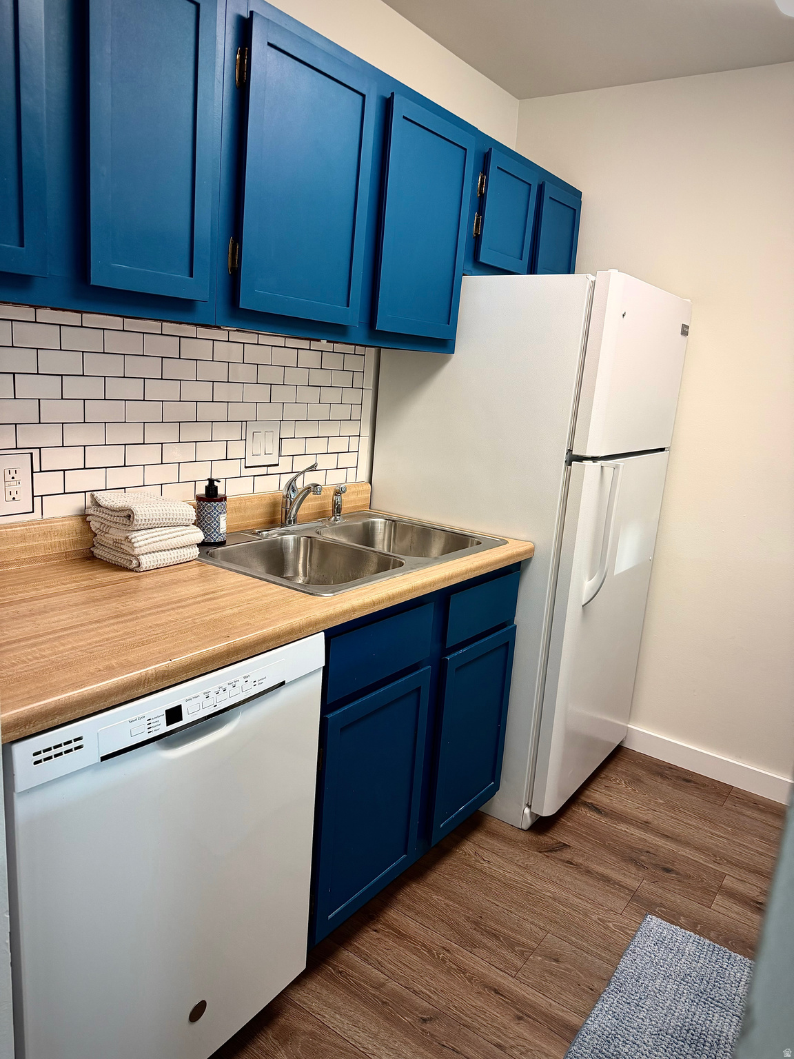 SOUTH 67 CONDOMINIUM - Residential