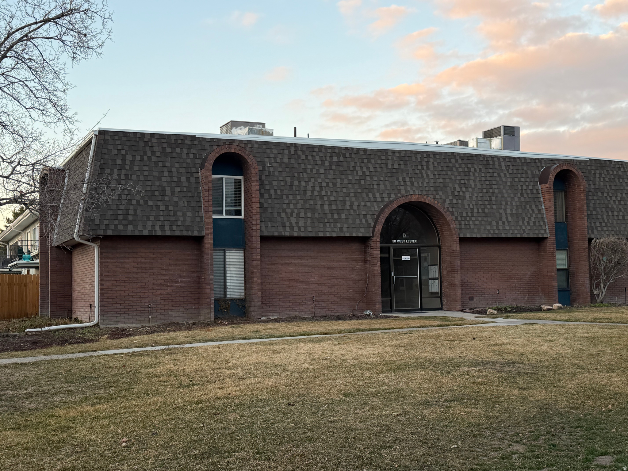 SOUTH 67 CONDOMINIUM - Residential