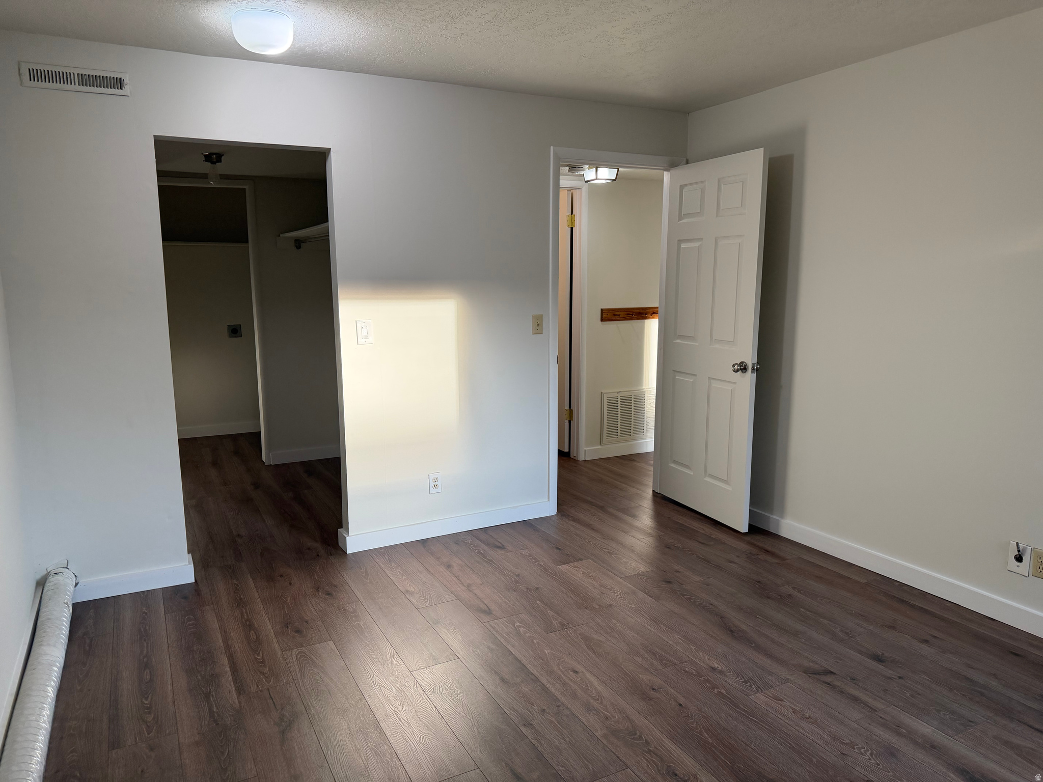 SOUTH 67 CONDOMINIUM - Residential