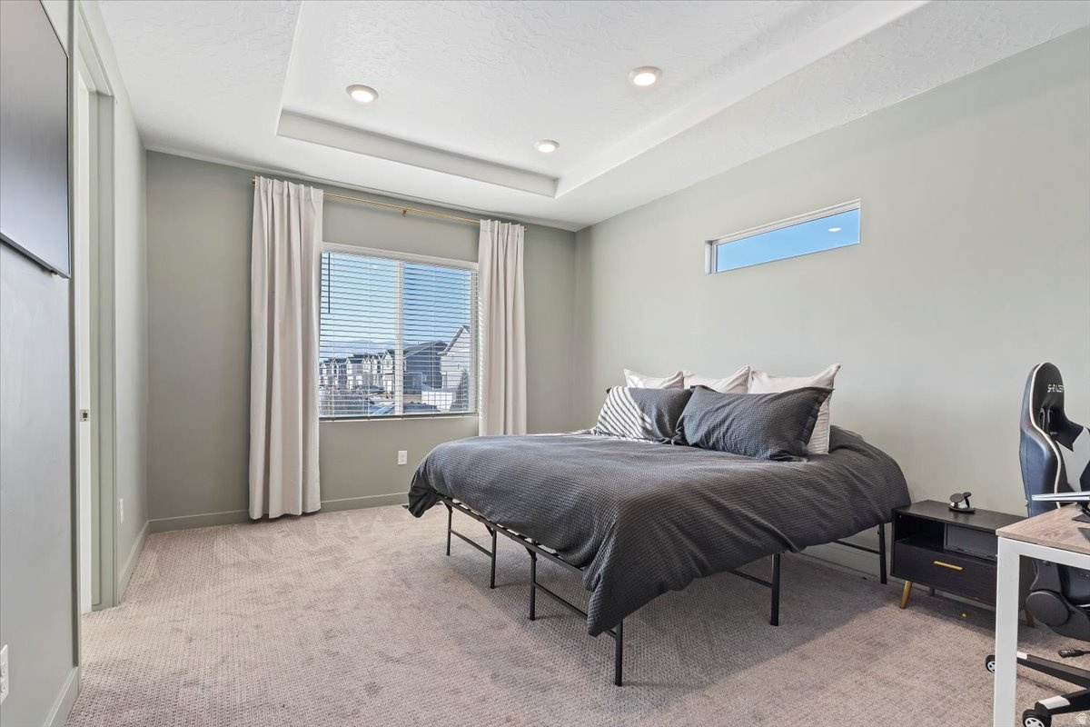 SPRING RANCH - Residential