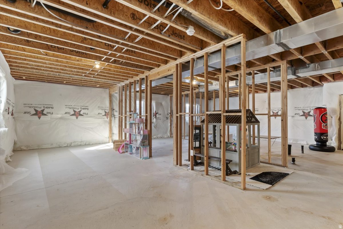 SPRING RANCH - Residential