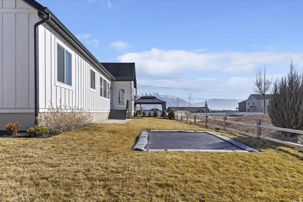 SPRING RANCH - Residential