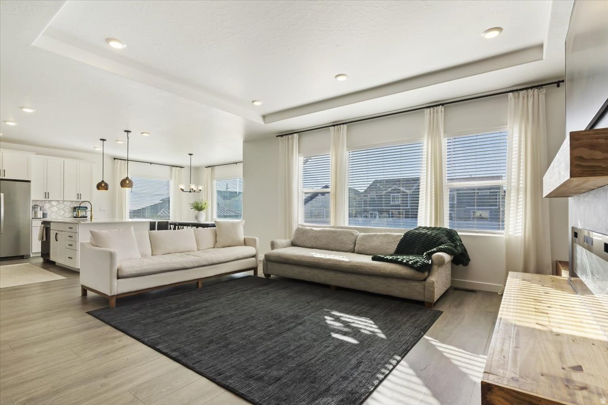 SPRING RANCH - Residential