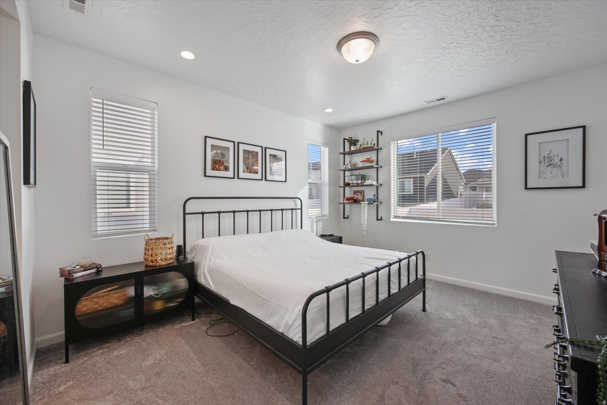 LEXINGTON GREENS - Residential