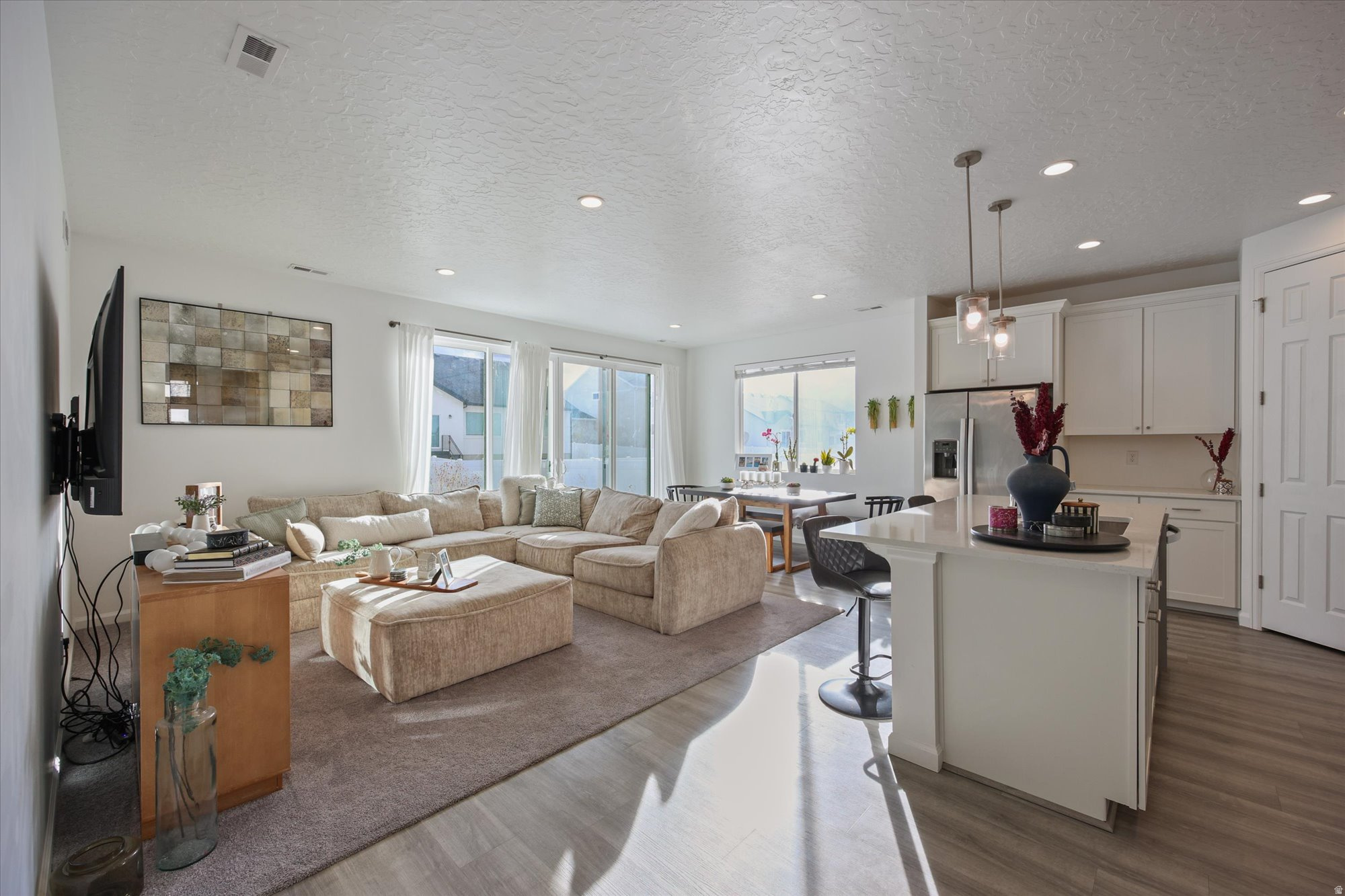 LEXINGTON GREENS - Residential