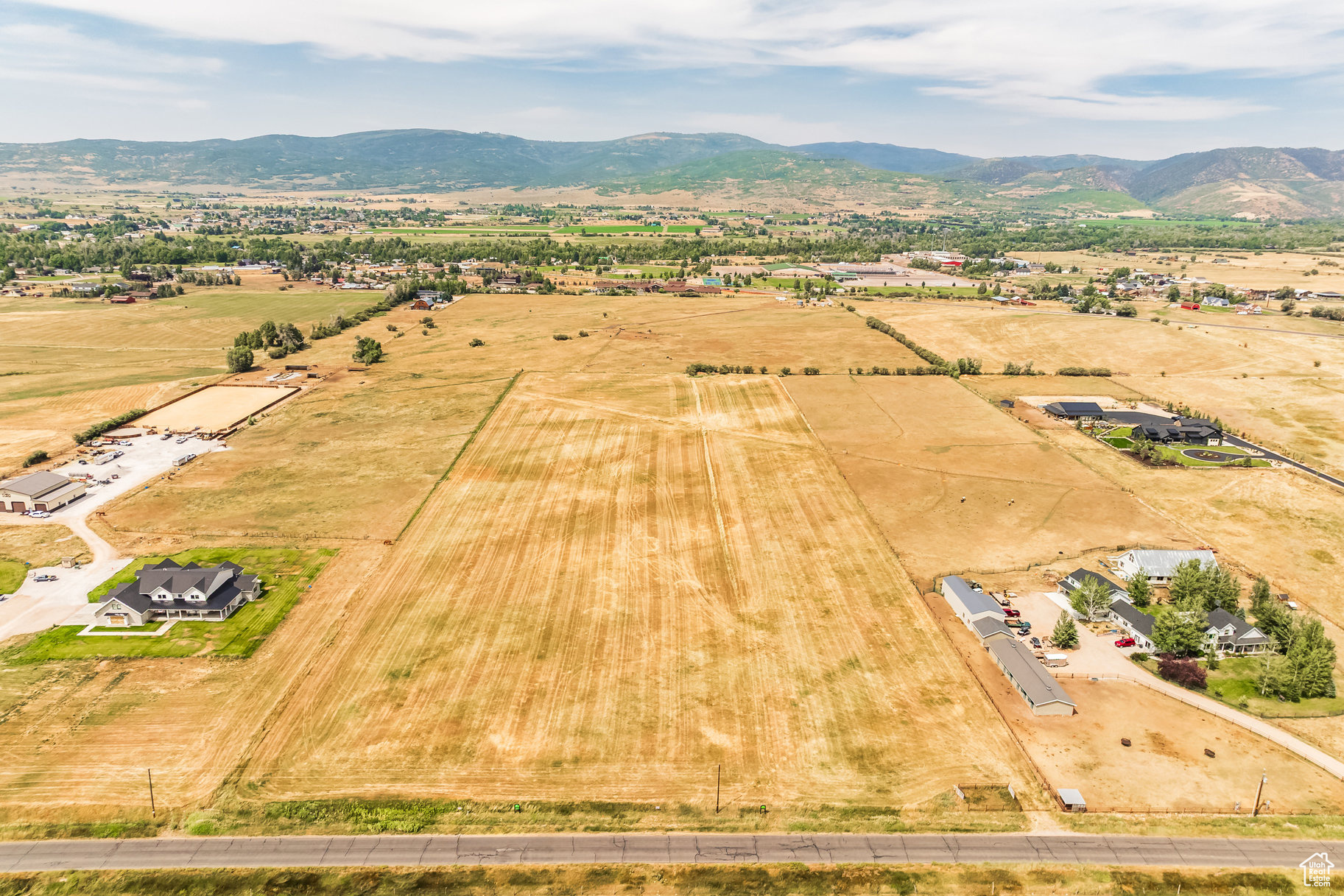D-BAR SUBDIVISION - Land