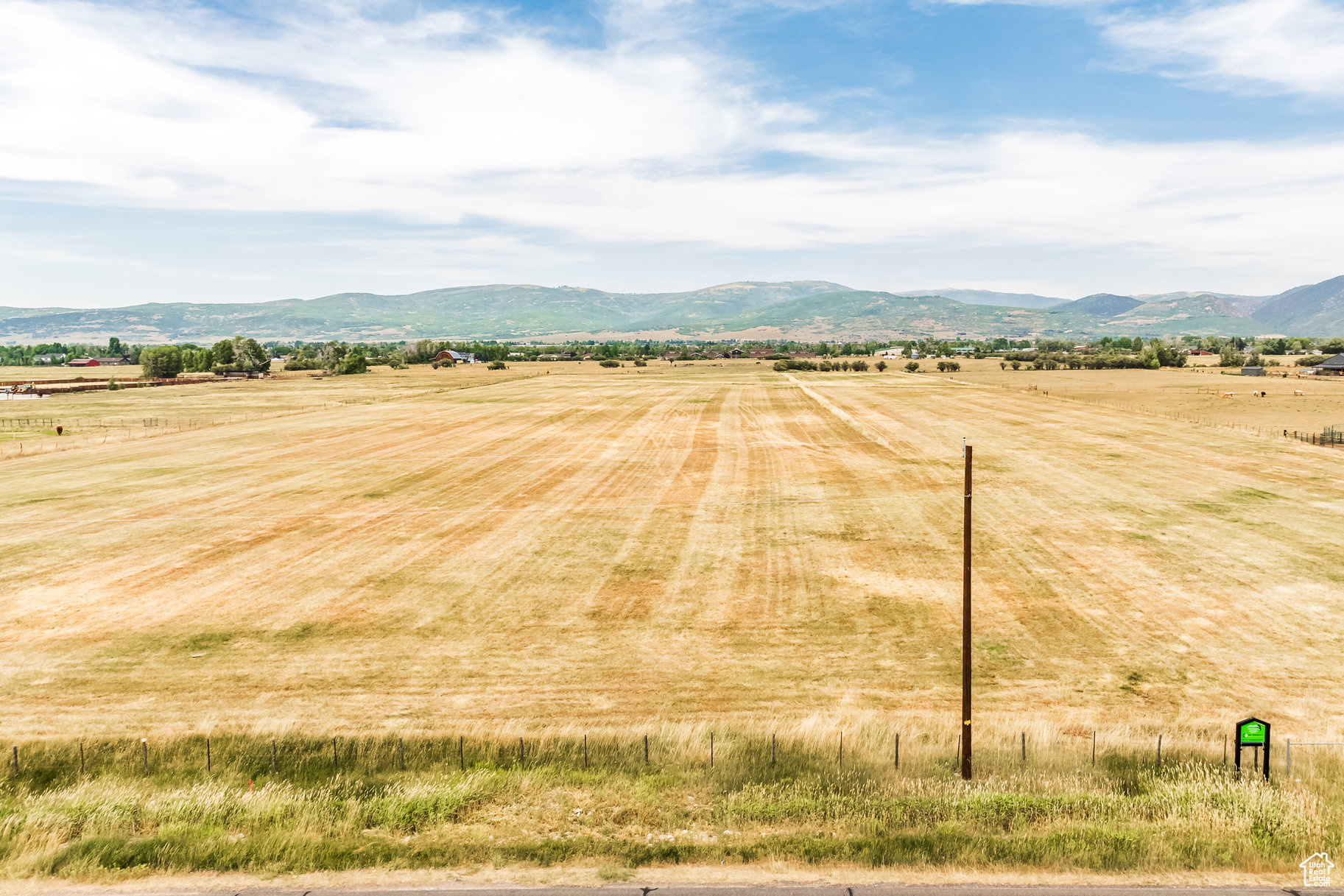 D-BAR SUBDIVISION - Land