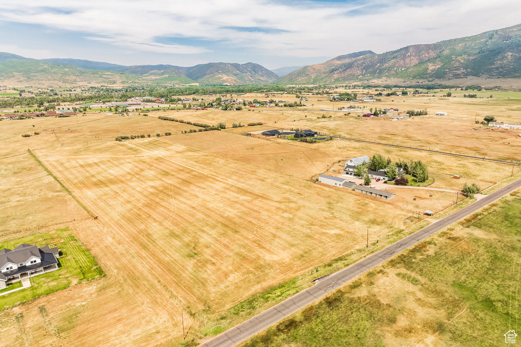 D-BAR SUBDIVISION - Land
