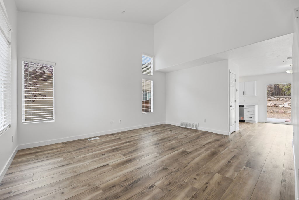 Photo of 1803 E WALNUT GROVE DR S, Draper, UT 84020 (MLS # 2182051)