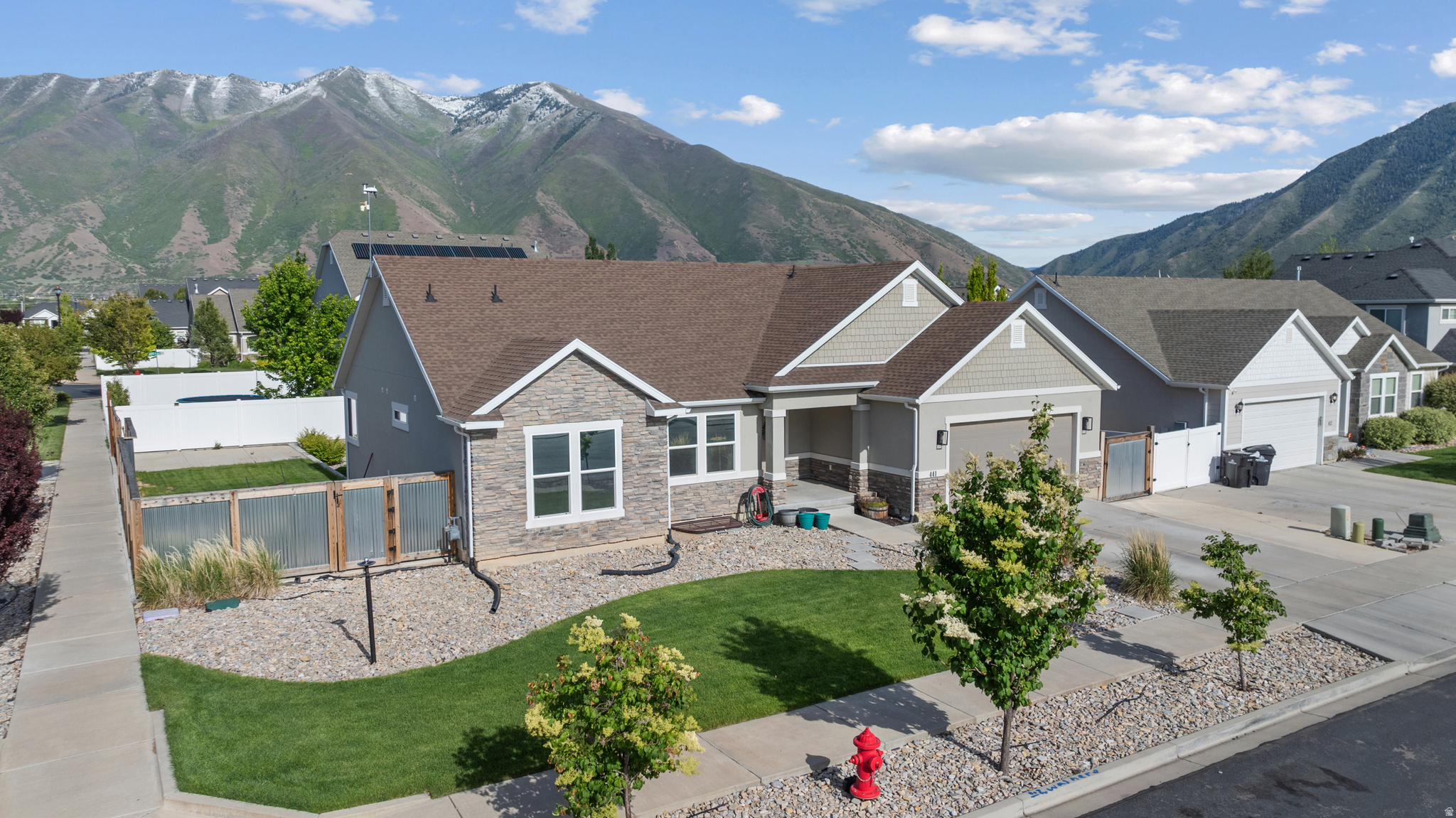 MAPLE HIGHLANDS - Residential