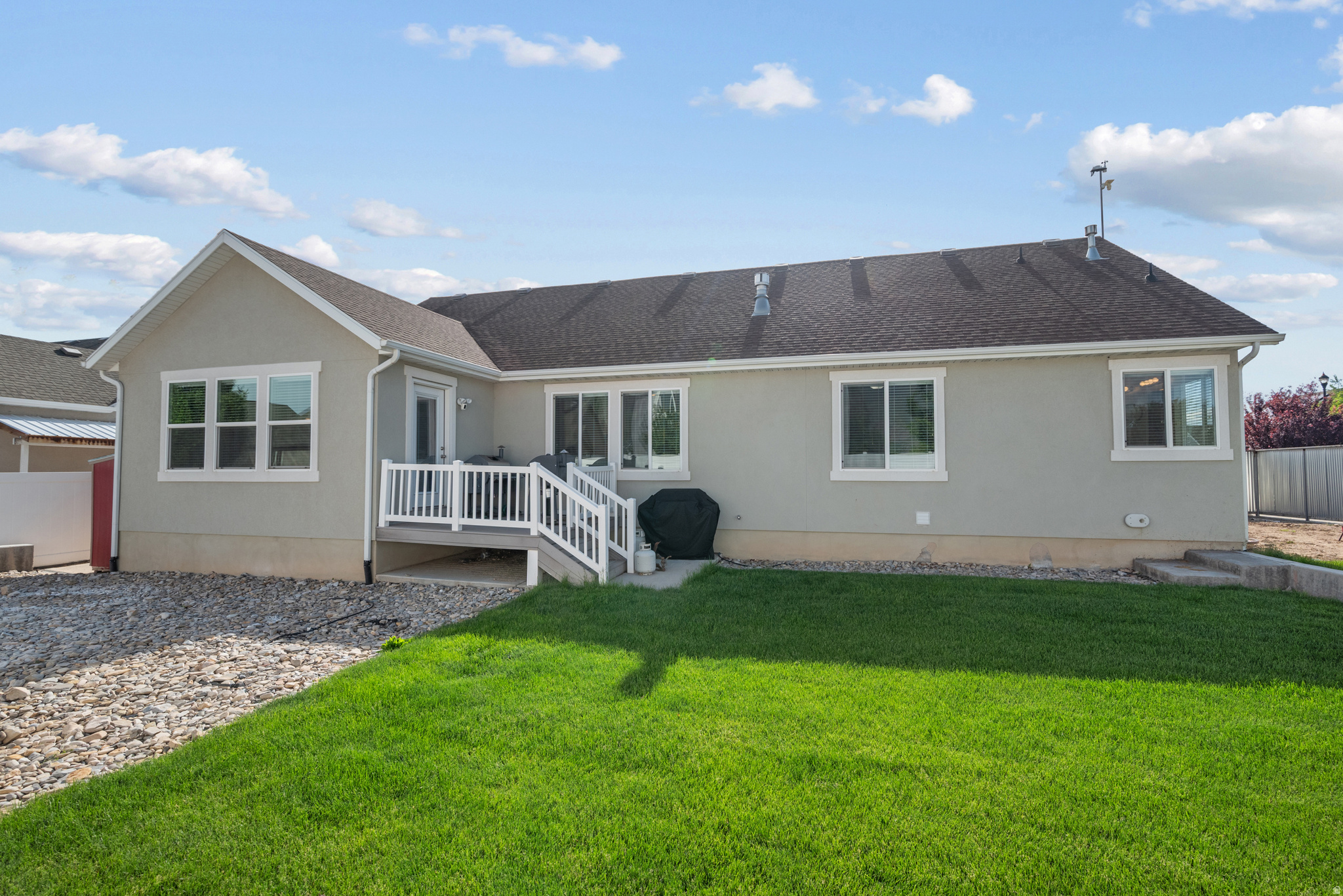 MAPLE HIGHLANDS - Residential